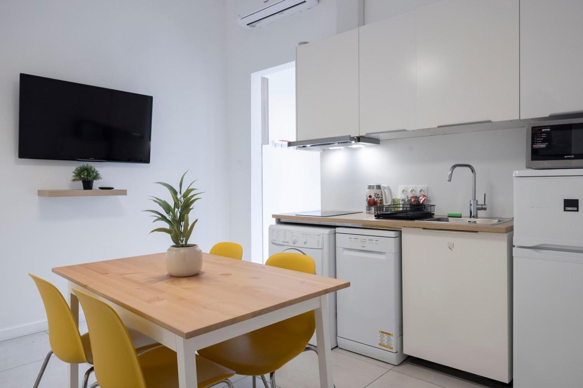 Super Central Cozy Apartment Next To The Budapest Eye Екстериор снимка
