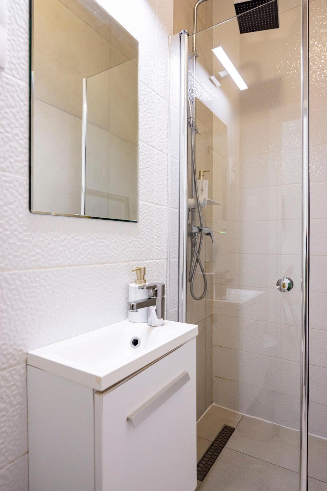 Super Central Cozy Apartment Next To The Budapest Eye Екстериор снимка